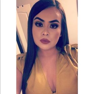 Meet your Posher, Nereyda
